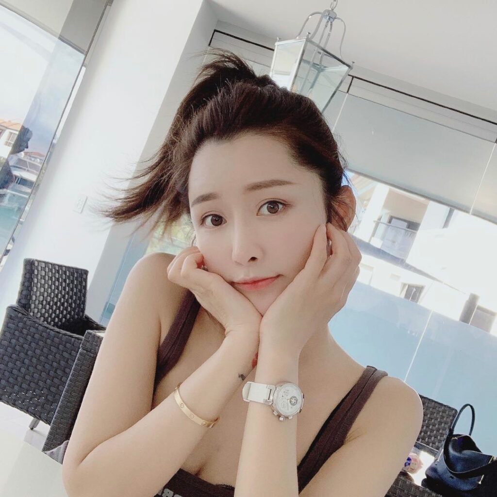 浦东体验大胸御姐，让男人无法抗拒的极品尤物